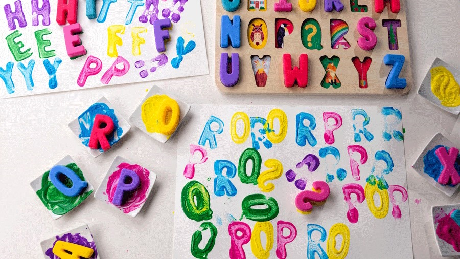 Future Engineer or Doctor? 5 Tips to Get Your Kids Interested in Math and Science 1 kids toys gift ideas abc puzzle cc dominoandjuliette